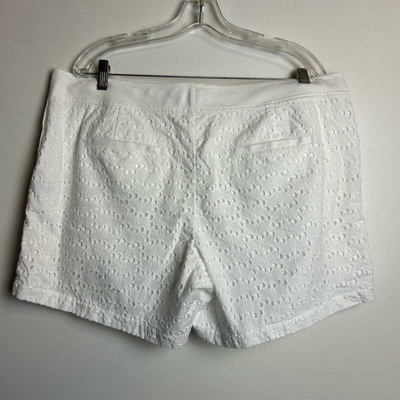 Vineyard Vines Women White Eyelet Shorts Plus 16 Old Money Country club Classic - Picture 9 of 16